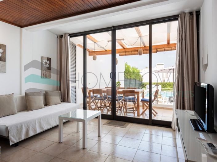 Image No.24-4 Bed House for sale