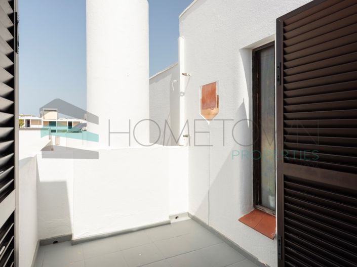 Image No.48-4 Bed House for sale