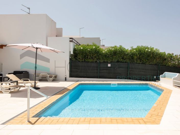 Image No.51-4 Bed House for sale