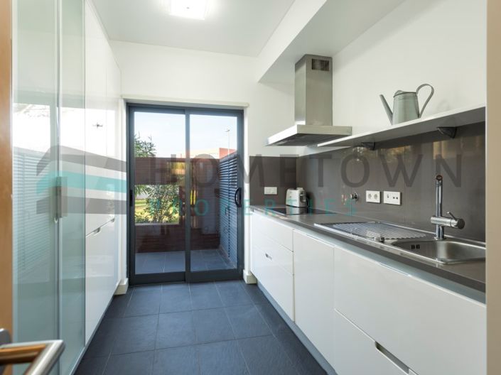 Image No.10-1 Bed Apartment for sale