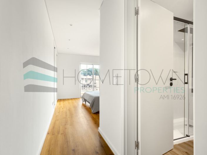 Image No.22-4 Bed House for sale