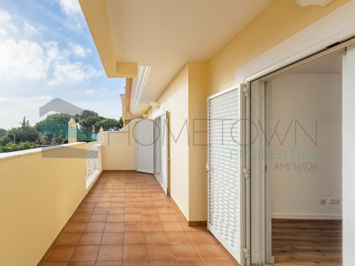 Image No.25-4 Bed House for sale