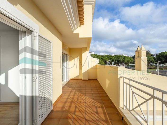 Image No.47-4 Bed House for sale