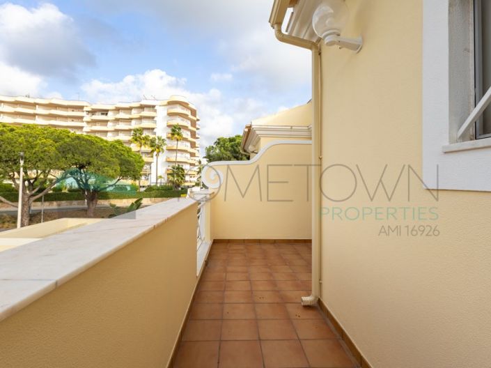 Image No.52-4 Bed House for sale