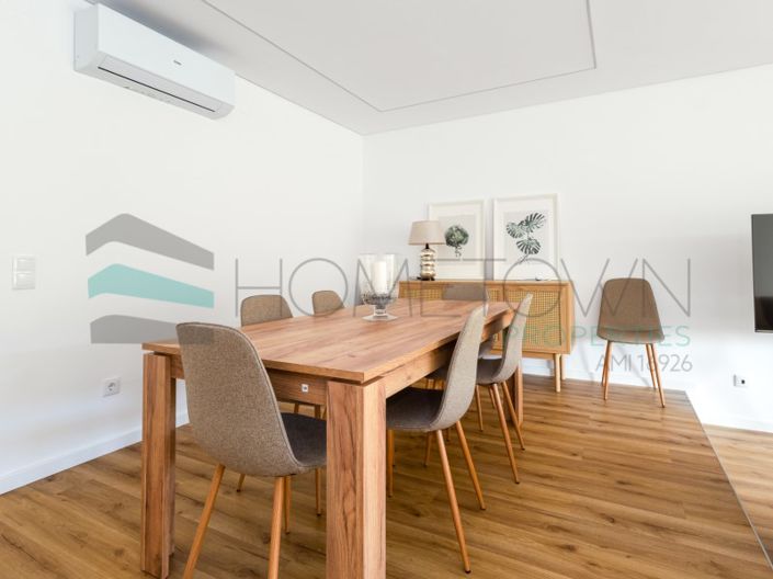 Image No.8-4 Bed House for sale