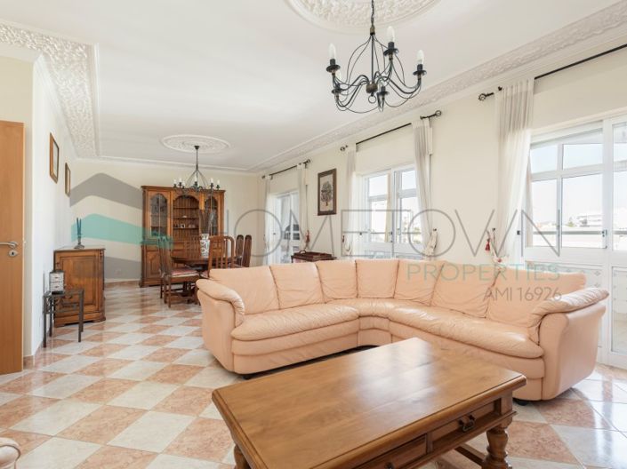 Image No.2-4 Bed Apartment for sale