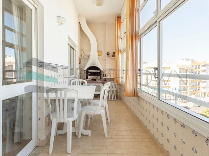 Image No.17-4 Bed Apartment for sale