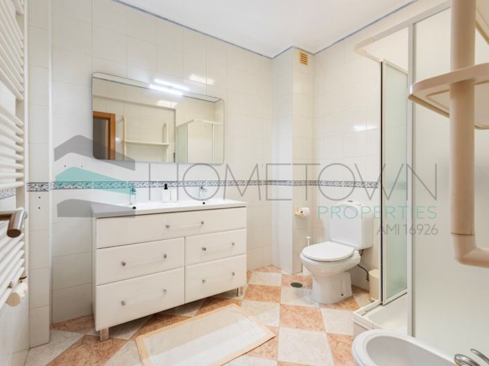 Image No.18-4 Bed Apartment for sale