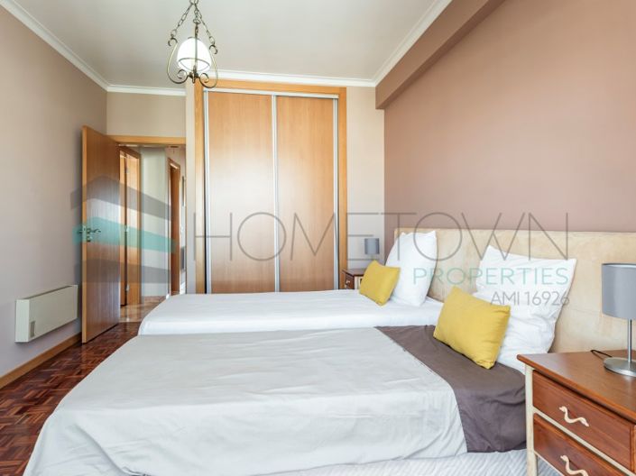 Image No.20-4 Bed Apartment for sale