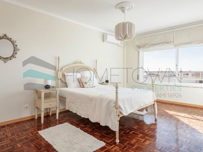 Image No.28-4 Bed Apartment for sale