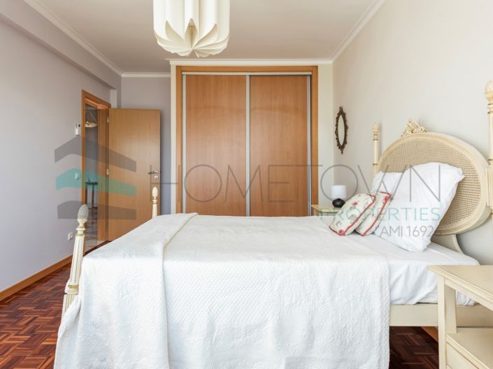 Image No.29-4 Bed Apartment for sale