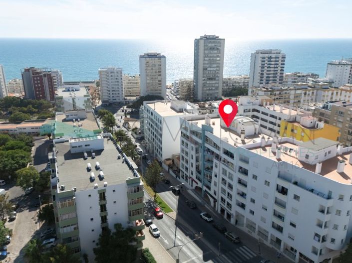 Image No.39-4 Bed Apartment for sale