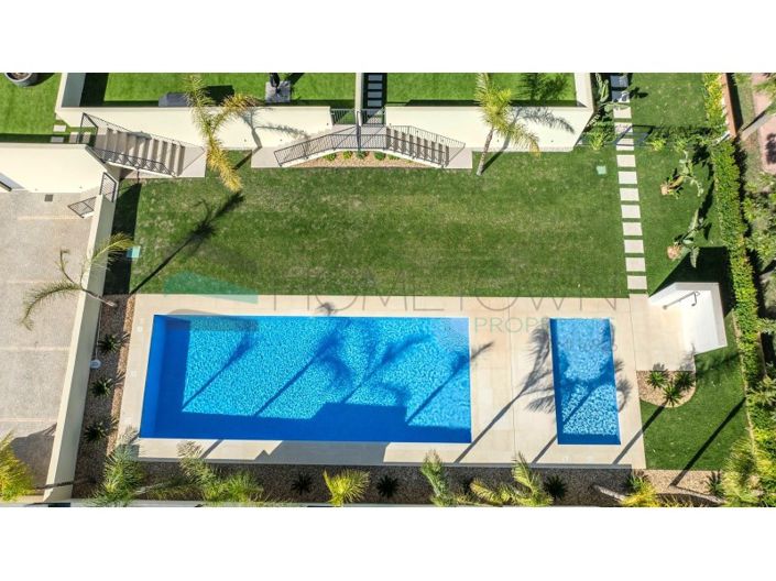 Image No.17-3 Bed House for sale