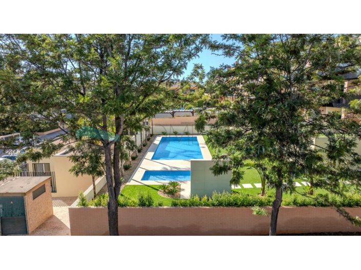 Image No.26-3 Bed House for sale