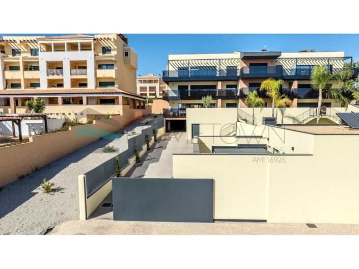 Image No.27-3 Bed House for sale