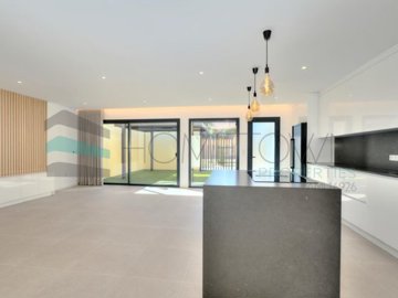 id9a18bc01-0000-0500-0000-0000183d21f6