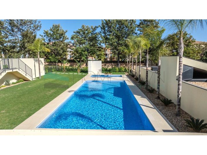 Image No.6-3 Bed House for sale