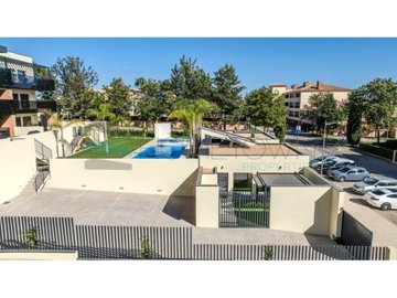 id9a18bc01-0000-0500-0000-0000183d2203