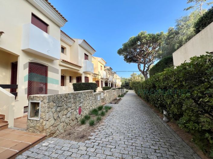 Image No.2-Maison de 3 chambres à vendre à Loule