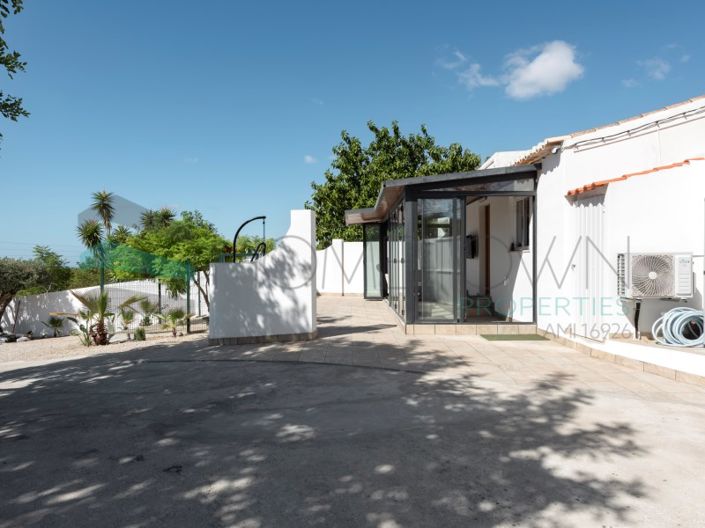 Image No.18-2 Bed House for sale