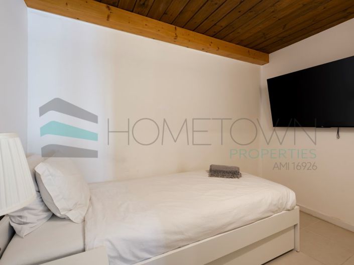 Image No.9-2 Bed House for sale