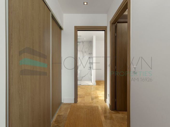 Image No.26-4 Bed House for sale