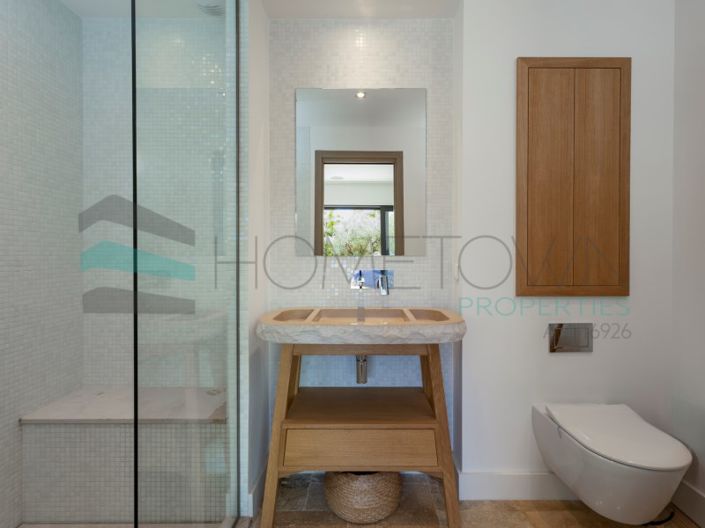 Image No.32-4 Bed House for sale