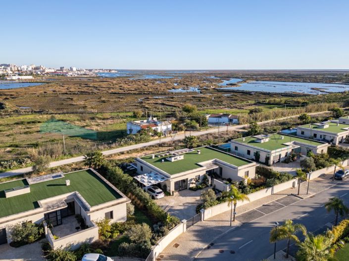 Image No.42-4 Bed House for sale