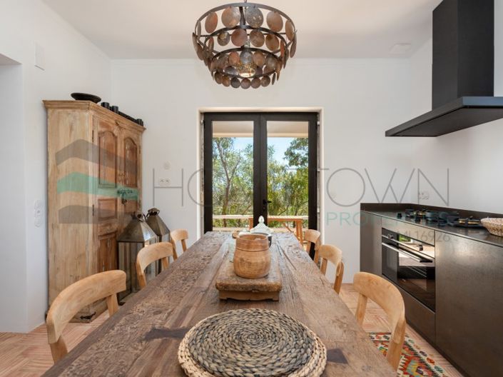 Image No.10-4 Bed House for sale