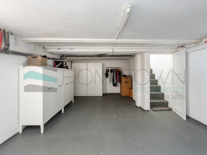 Image No.29-4 Bed House for sale