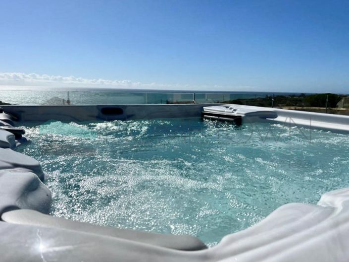 Image No.3-5 Bed House for sale