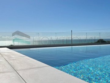 id8065bd01-0000-0500-0000-00001841a2d4