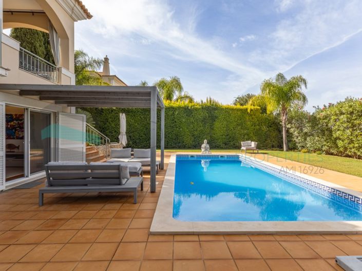 Image No.10-Maison de 4 chambres à vendre à Loule