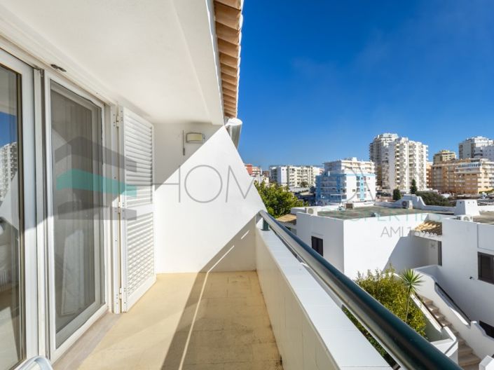 Image No.38-3 Bed Apartment for sale