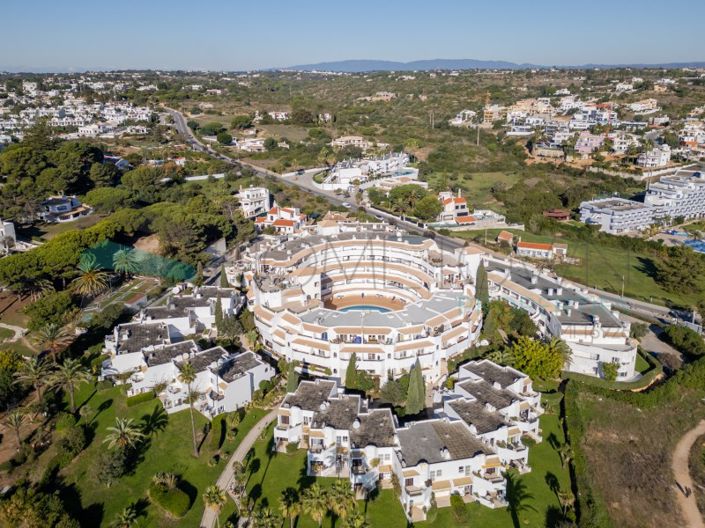 Image No.45-3 Bed Apartment for sale