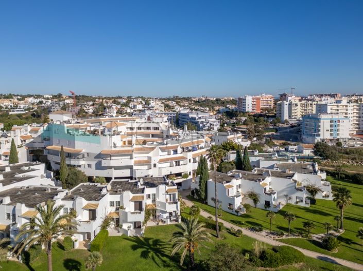 Image No.48-3 Bed Apartment for sale