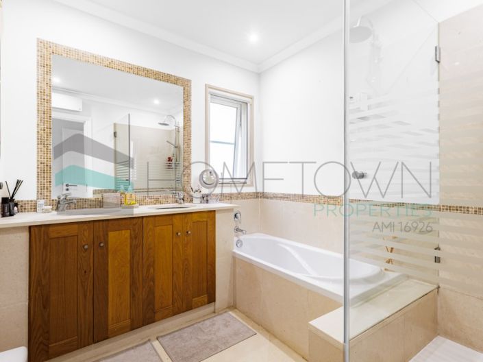 Image No.18-2 Bed Apartment for sale