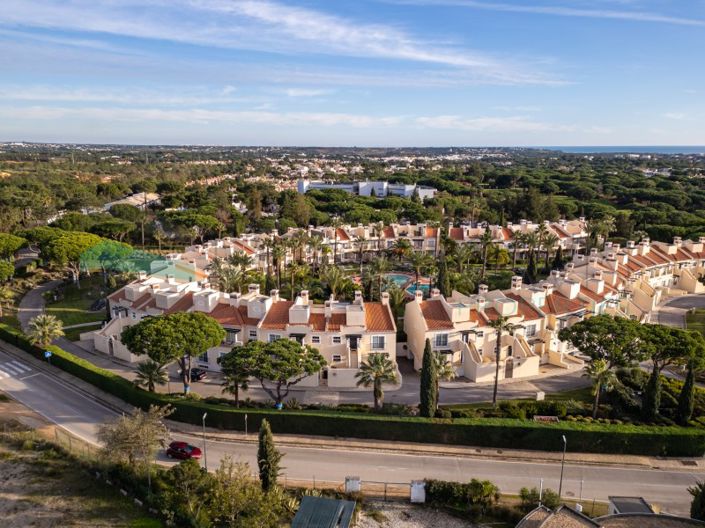 Image No.33-2 Bed Apartment for sale