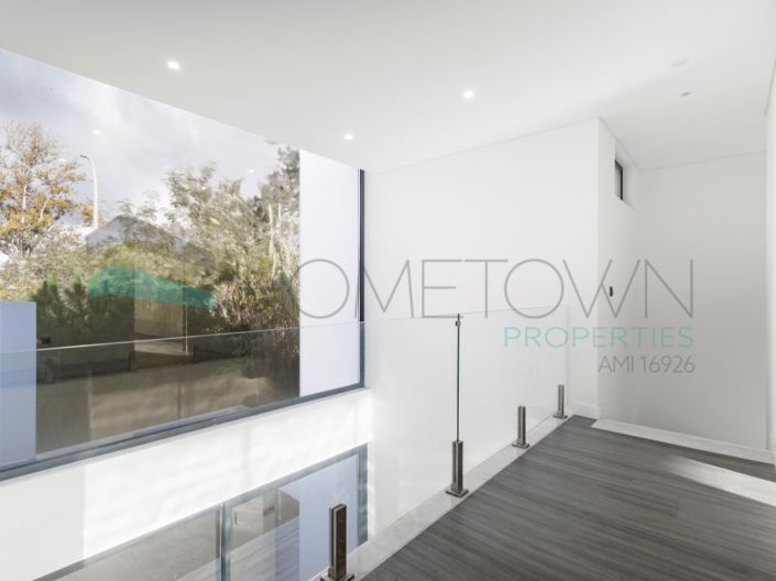 Image No.18-3 Bed House for sale