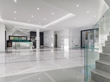 id1367bb01-0000-0500-0000-000018186bb5