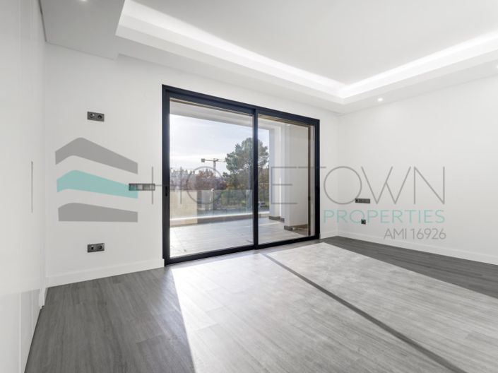 Image No.20-3 Bed House for sale