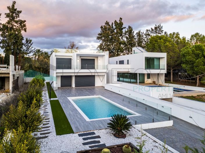 Image No.34-3 Bed House for sale