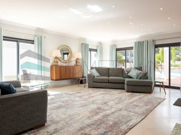 idd0369401-0000-0500-0000-000015a7493f