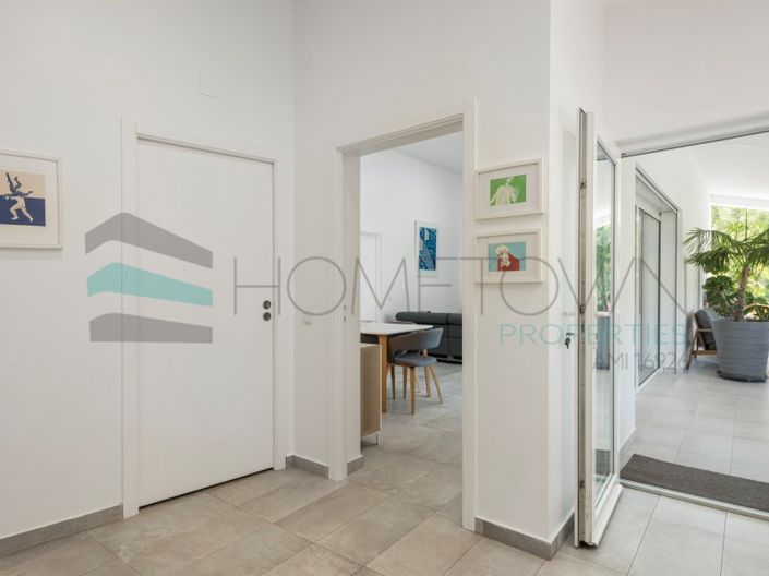 Image No.3-2 Bed House for sale