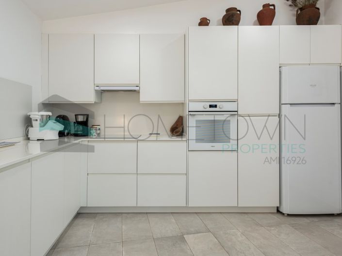 Image No.4-2 Bed House for sale