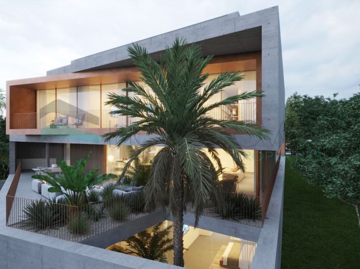 Image No.13-6 Bed House for sale