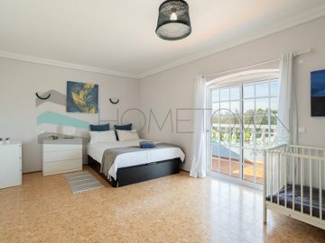 id8308bd01-0000-0500-0000-0000183776c1