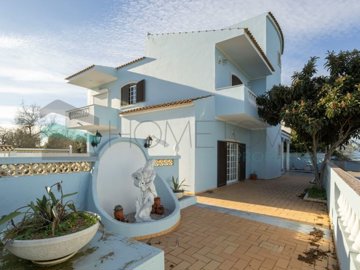 id8308bd01-0000-0500-0000-00001837769e