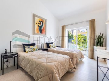 id8305be01-0000-0500-0000-00001851618f