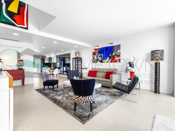 id8305be01-0000-0500-0000-000018516185